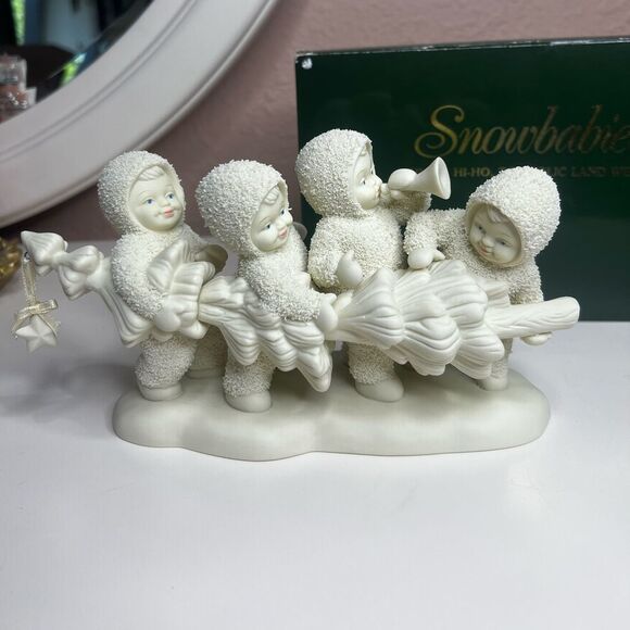 Snowbabies Hi-Ho Hi-Ho to Frolic Land We Go - Picture 4 of 16